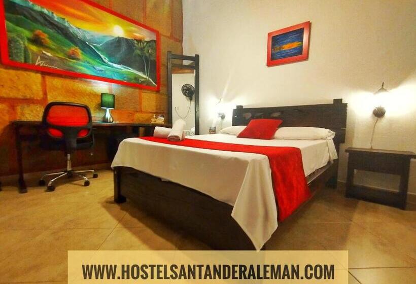 חדר סטנדרט לשלושה, Santander Aleman Hostel