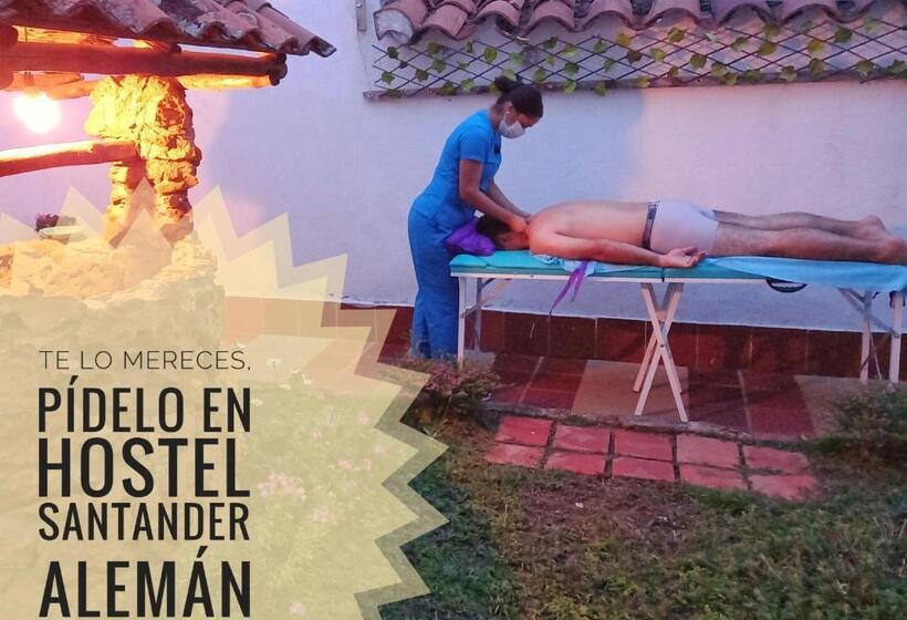 スタンダードルーム, Santander Aleman Hostel