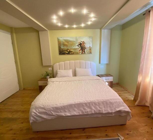 اتاق لوکس, Villa Elear