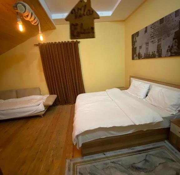 اتاق کلاسیک چهارنفره, Villa Elear