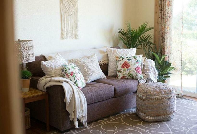 キングサイズベッドのスイートルーム, Dungeness Bay Cottages