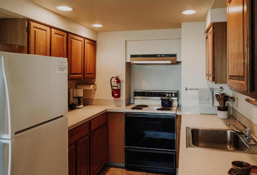 キングサイズベッドのスイートルーム, Dungeness Bay Cottages