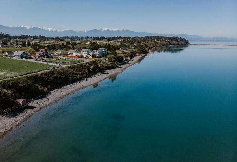 キングサイズベッドのスイートルーム, Dungeness Bay Cottages