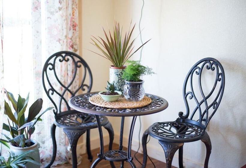 クラシックスイート, Dungeness Bay Cottages