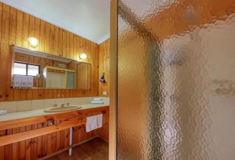 スタンダード4人部屋, Barham Riverland Motel