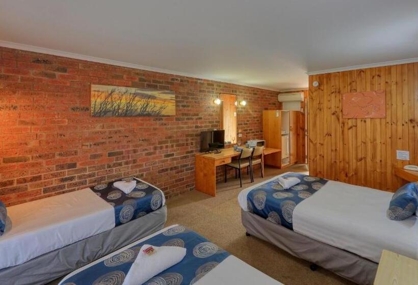 غرفة قياسية رباعية, Barham Riverland Motel