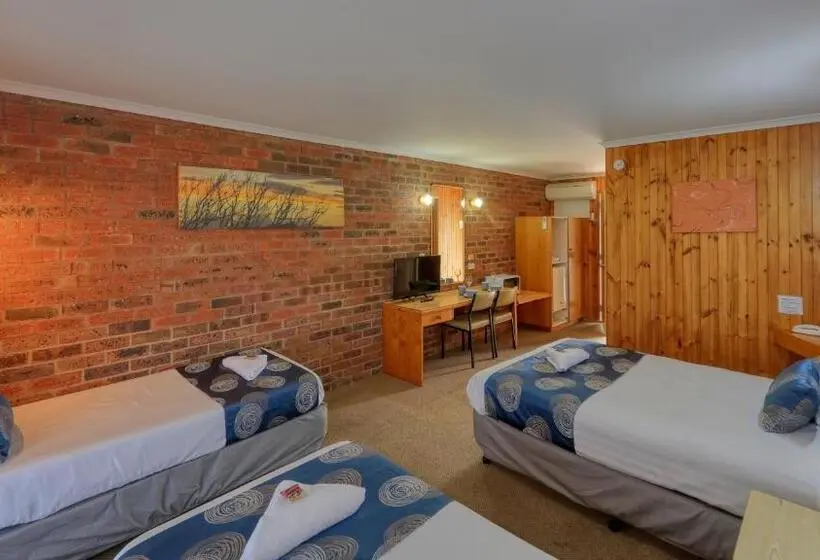 スタンダード4人部屋, Barham Riverland Motel