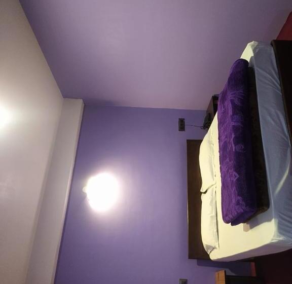 Fyrbädds Deluxerum, Ava Inn