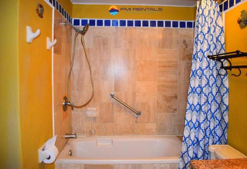 2ベッドルームアパートメント, Marina Pinacate B 119