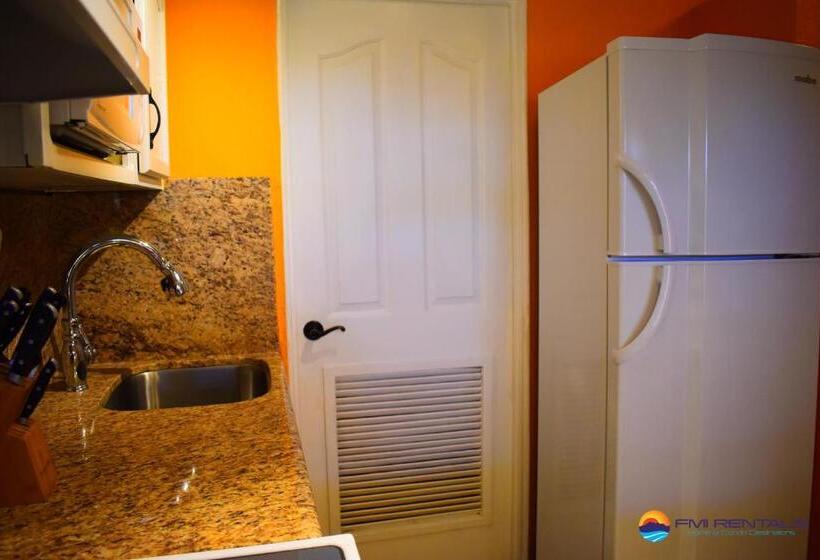 2ベッドルームアパートメント, Marina Pinacate B 119