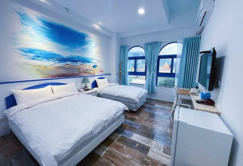 اتاق استاندارد سه نفره, Moon Bay Coastal