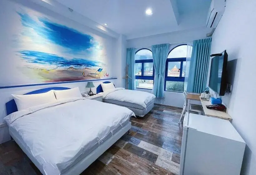 اتاق استاندارد سه نفره, Moon Bay Coastal