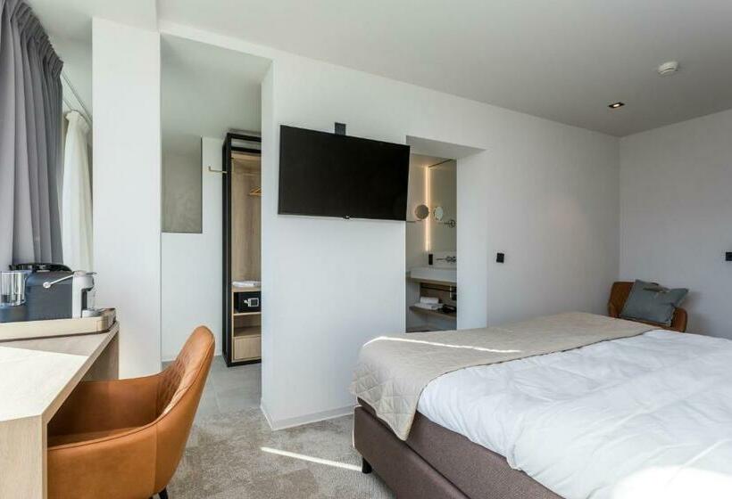 סוויטה, De Rousch   4 Sterren Superieur