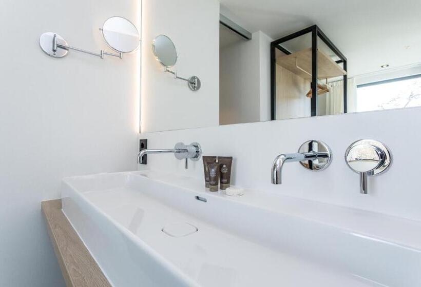 סוויטת ג'וניור, De Rousch   4 Sterren Superieur