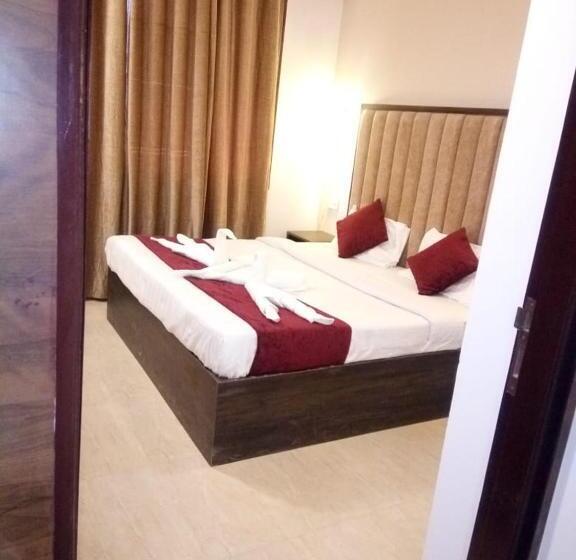 Quarto deluxe, The Divine Oak