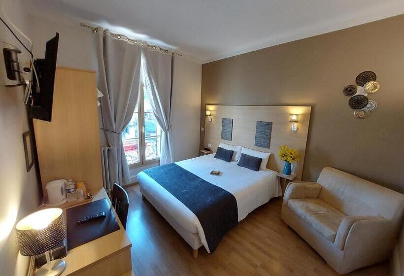 Номер Superior, Logis Loire Hotel   Les Cocottes Restaurant
