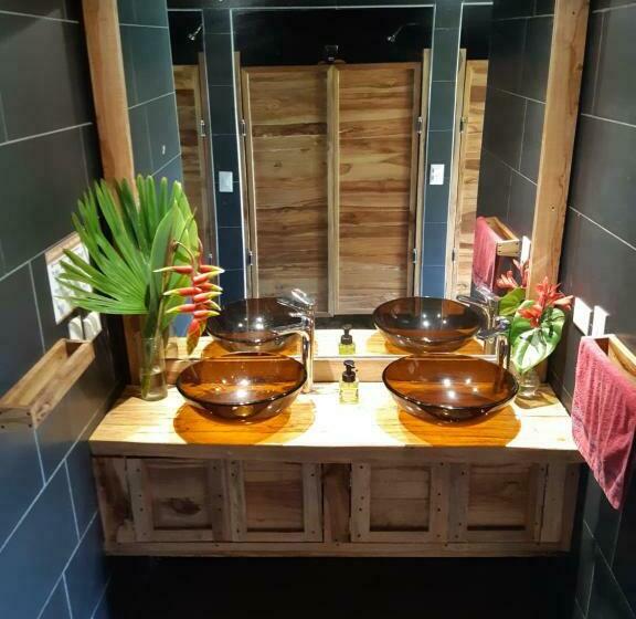 Номер Стандарт Совместная Ванная, Tukawa