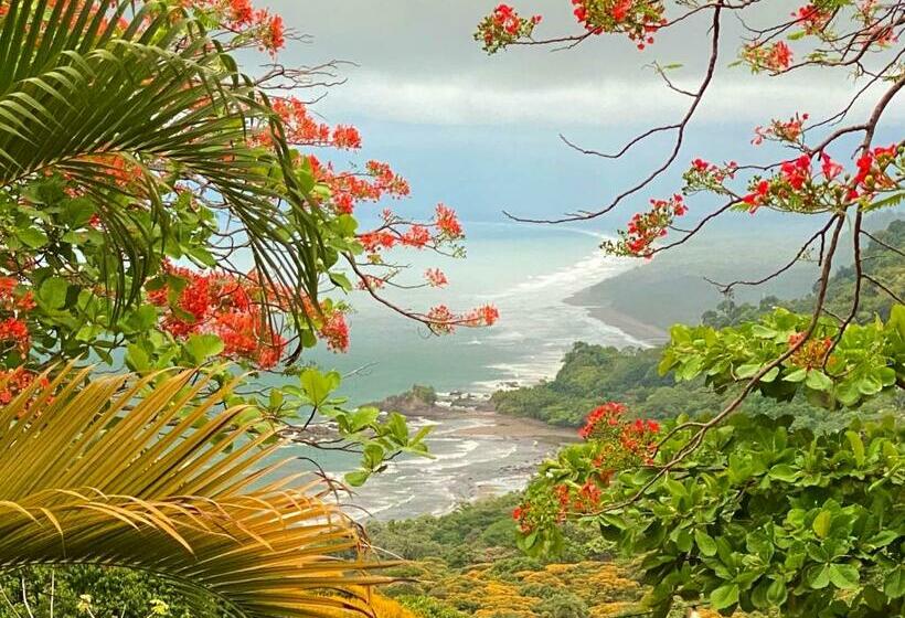 Triple Room Sea View, Pacific Edge Eco Lodge