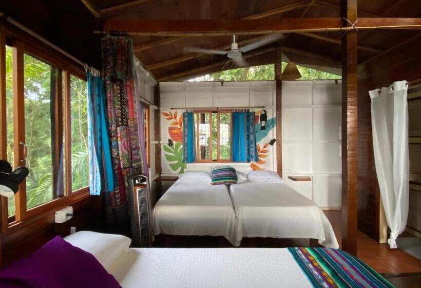 غرفة قياسية مطلّة علي البحر, Pacific Edge Eco Lodge