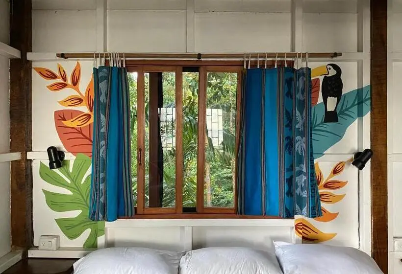 オーシャンビュースタンダードルーム, Pacific Edge Eco Lodge
