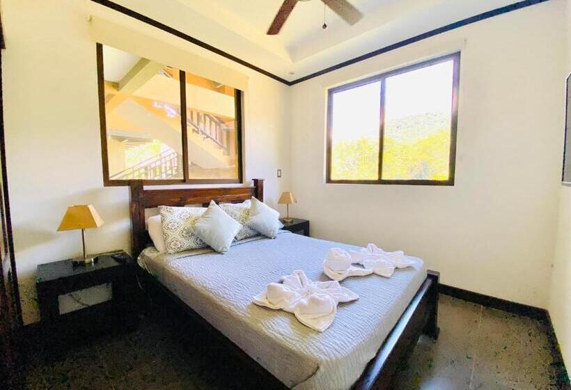 شقة غرفتين, Pacific Edge Eco Lodge