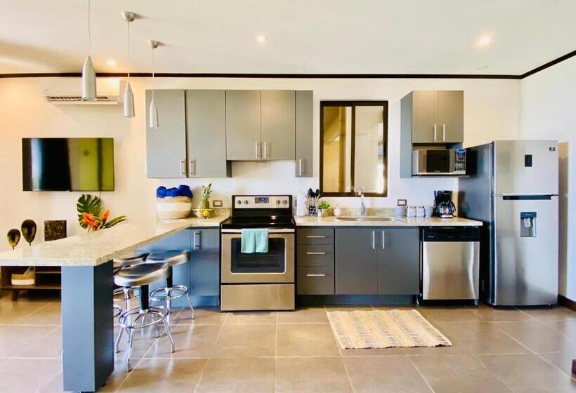 Апартаменты 2 Спальни, Pacific Edge Eco Lodge