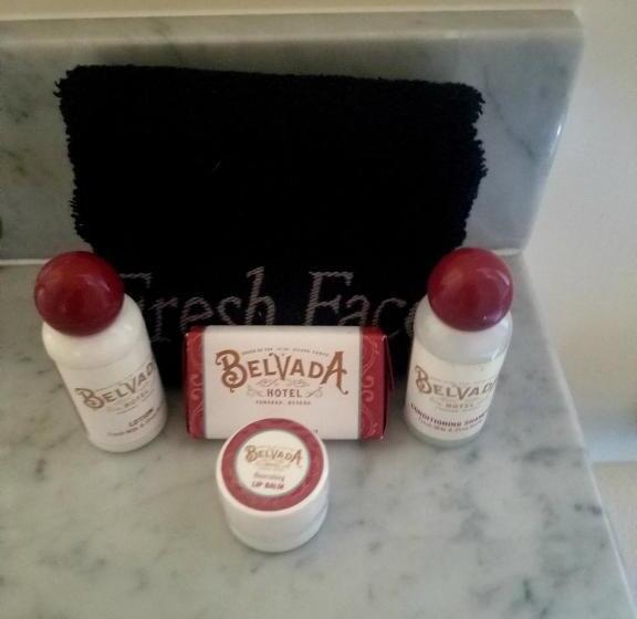 غرفة قياسية, Belvada