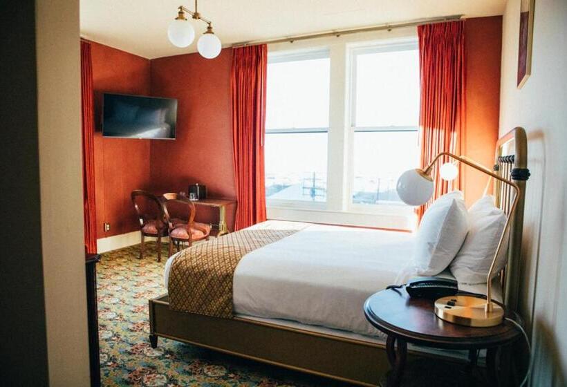 غرفة قياسية, Belvada