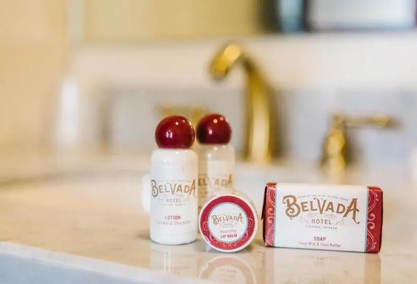 キングサイズベッドのスイートルーム, Belvada