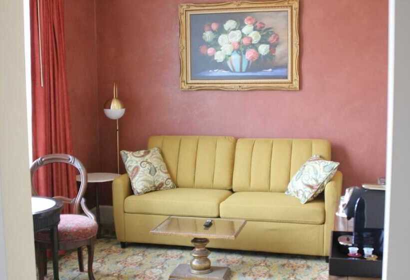 جناح عائلي, Belvada