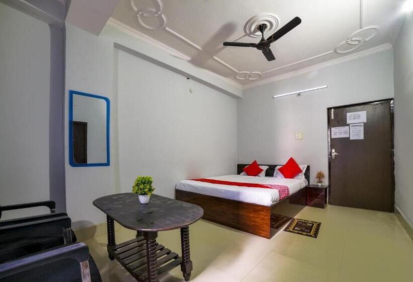 Трехместный Номер Классика, Oyo 76227 R P Grand