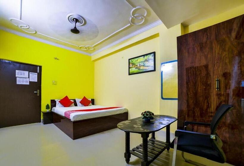 غرفة كلاسيكية ثلاثية, Oyo 76227 R P Grand