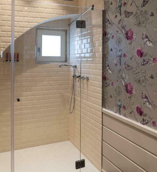 اتاق لوکس, Q92 Noto