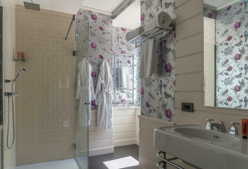 مجموعه ویستا شهر, Q92 Noto