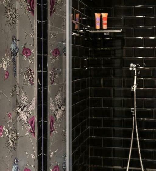 سوییت جونیور, Q92 Noto