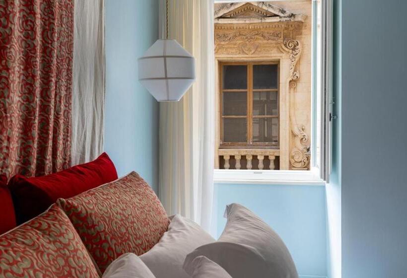 اتاق سوپریور, Q92 Noto