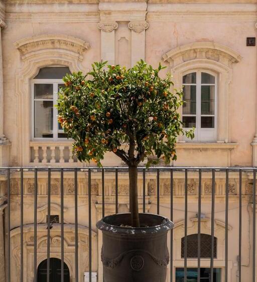 مجموعه ویستا شهر, Q92 Noto