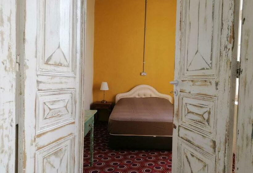 Camera Standard Bagno Condiviso, Le Mat Hostel