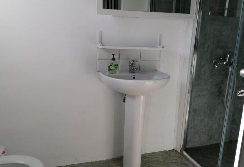 Camera Deluxe, Le Mat Hostel