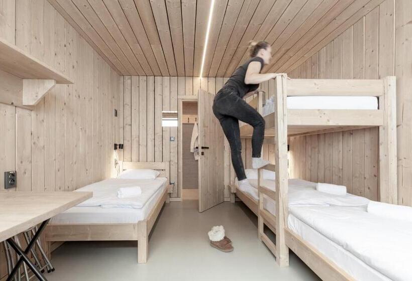 스탠다드 4인용 룸 공용 욕실, Chata Zázvor