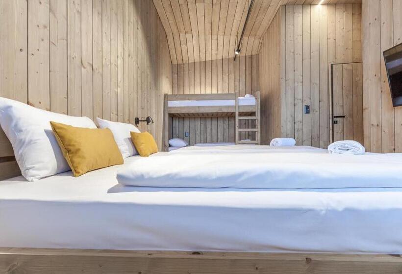 패밀리 룸, Chata Zázvor