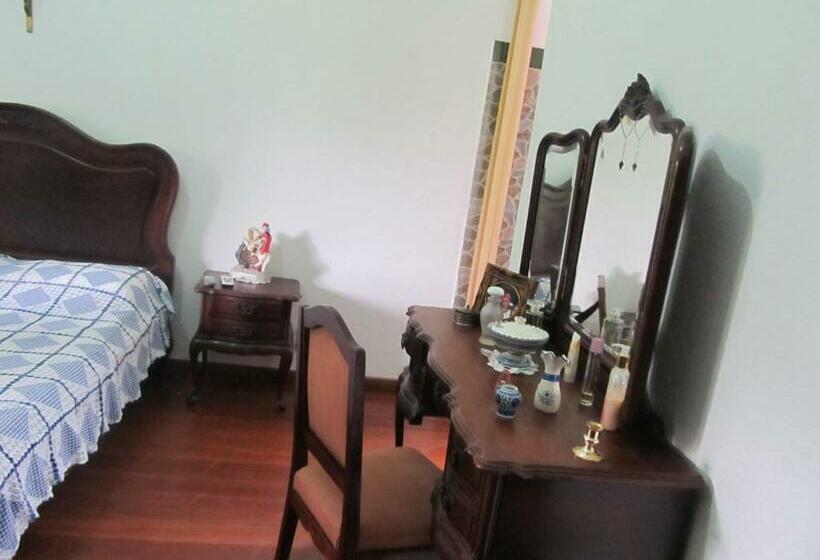 Suite with lake view, Pousada Rancho Flores