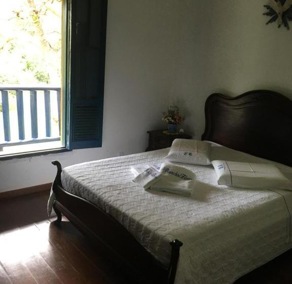 Suite with lake view, Pousada Rancho Flores