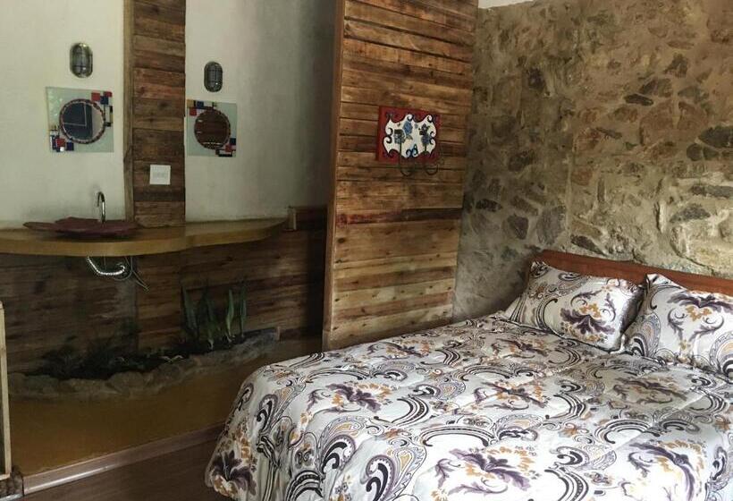 Suite with lake view, Pousada Rancho Flores