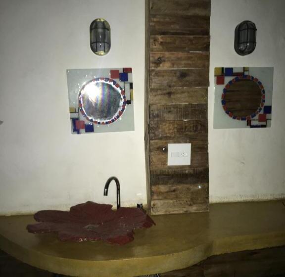 Suite with lake view, Pousada Rancho Flores