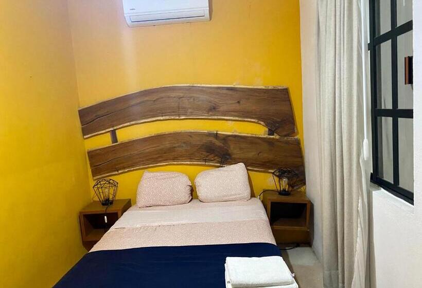 جناح, Akbal Holbox