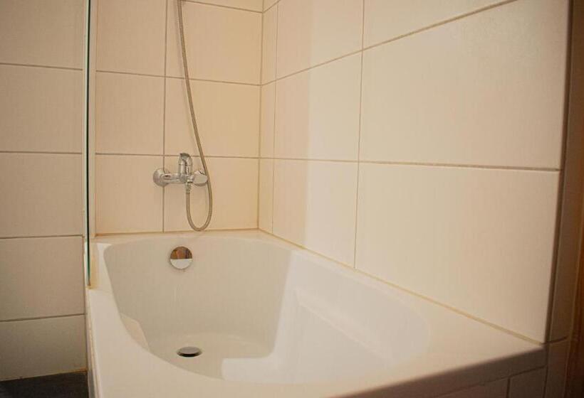 标准间, Malixerhof