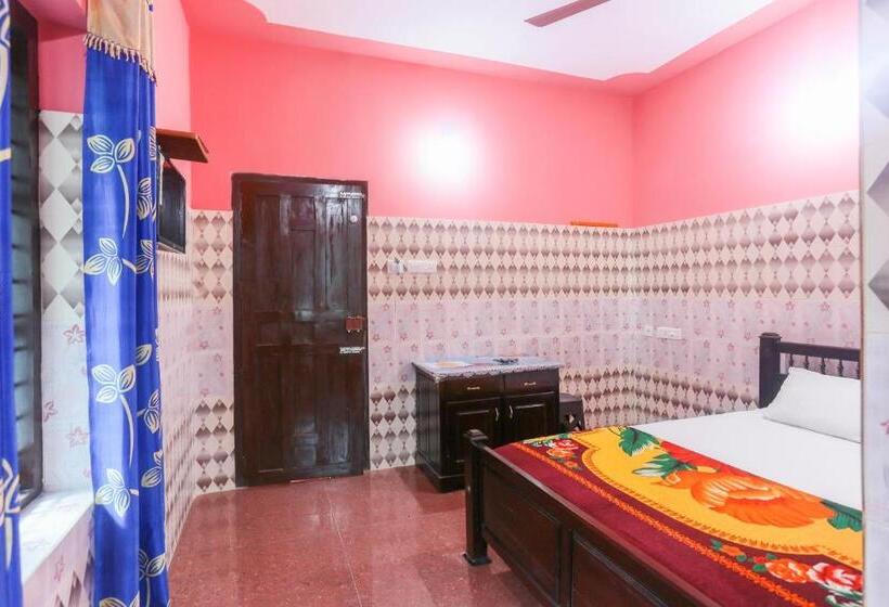 スタンダードルーム, Spot On Sree Bhadra Tourist Home