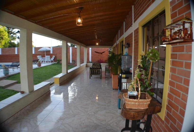 4间卧室的房子, Caraná