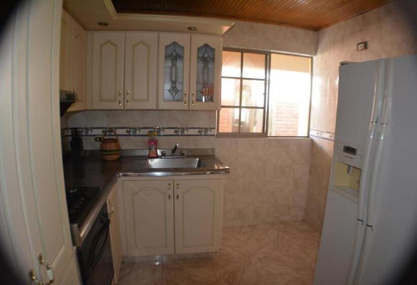 4间卧室的房子, Caraná